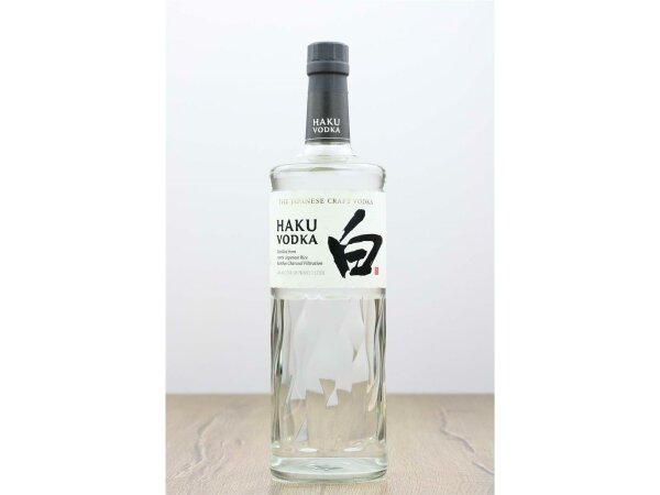 HAKU Vodka "Suntory" 1,0l