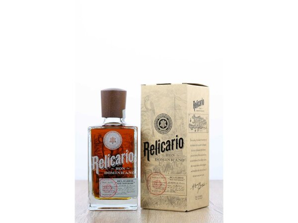 Relicario Ron Dominicano Superior Rum 0,7l +GB