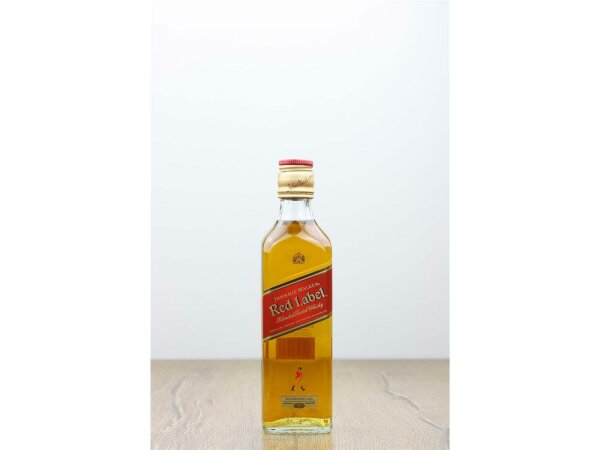 Johnnie Walker Red Label Blended Scotch Whisky  0,35l